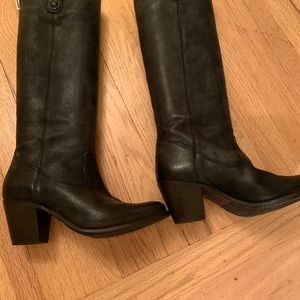 Frye Jackie Button boot size 6.5